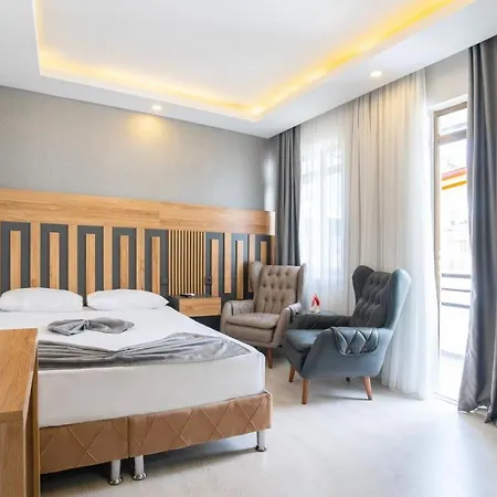 Hotel Kafkas 5*